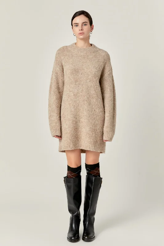 Long-Sleeved Sweater Dress Best mini dresses for elegant looks