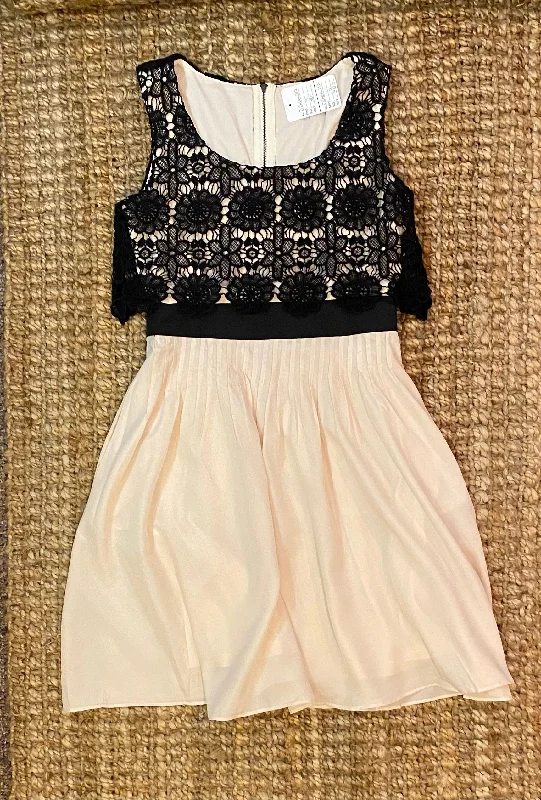 Black & Cream Crochet Dress Cocktail unclassified dresses